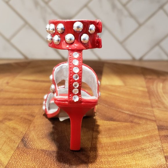 Just the Right Shoe, Red Hot, 25161, 2001 (retired 2003) - Picture 8 of 10